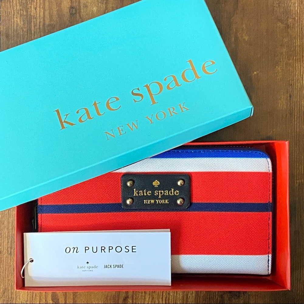 ♠️ Kate Spade Canvas Cameron Street Wallet
